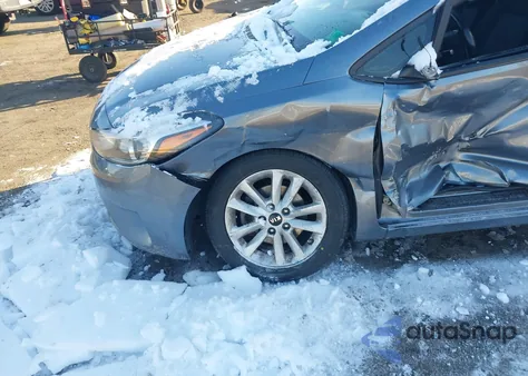 2017 Kia Forte S z USA, uszkodzony, nr VIN 3KPFL4A76HE129691